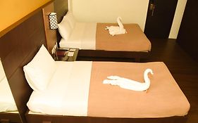 Tacloban Plaza Hotel