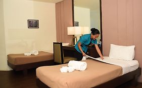 Tacloban Plaza Hotel